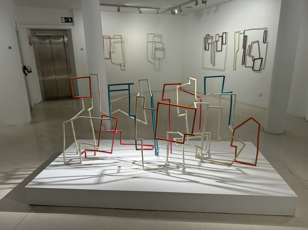 Art Center Tomás Y Valiente-丰拉夫拉达必去景点