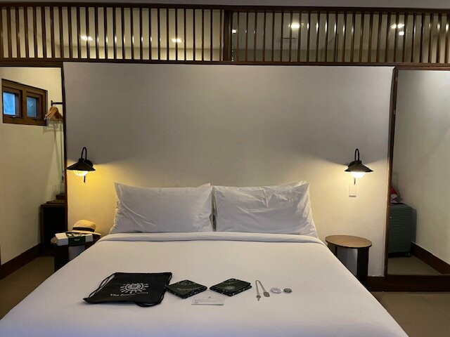 弗尼里昂旅馆主图