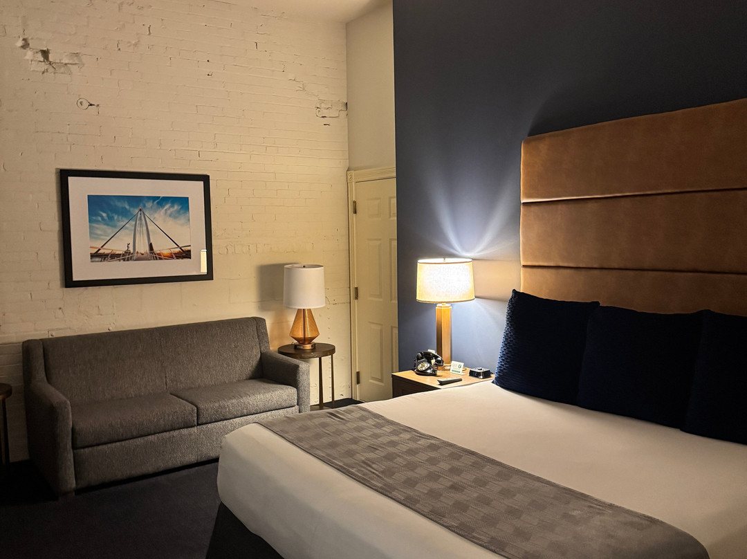 Hotel At Old Town主图