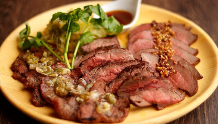 ニユー トーキヨービヤレストランパレスサイドビル店