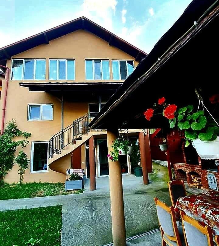 Casa Ostrov