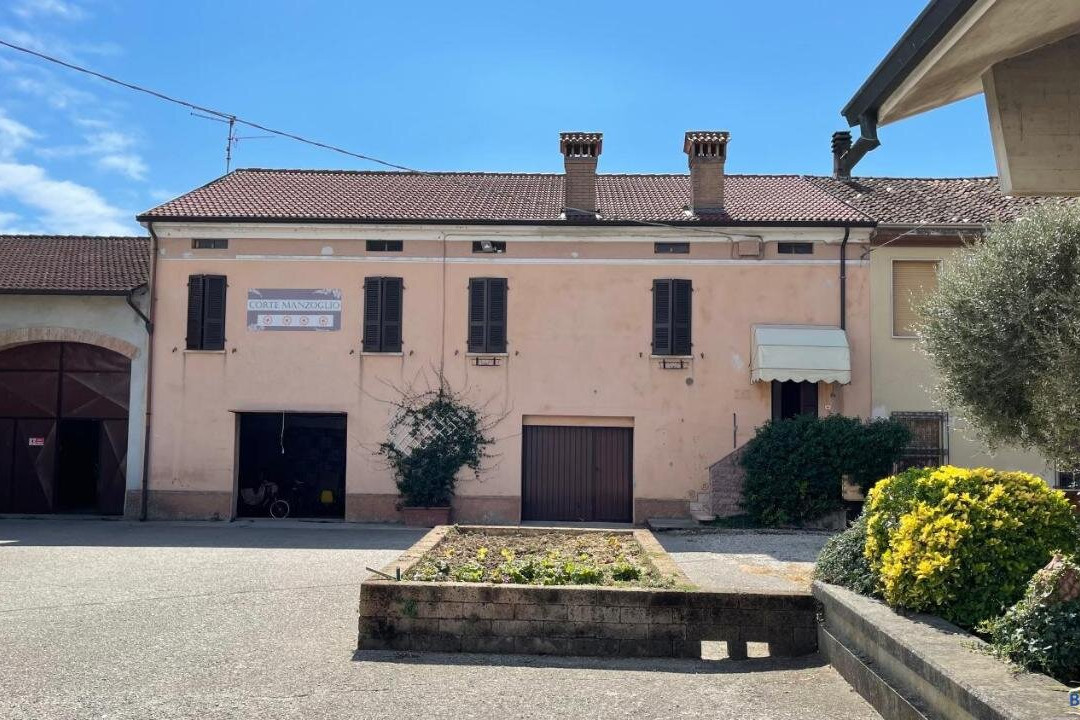 Corte Manzoglio