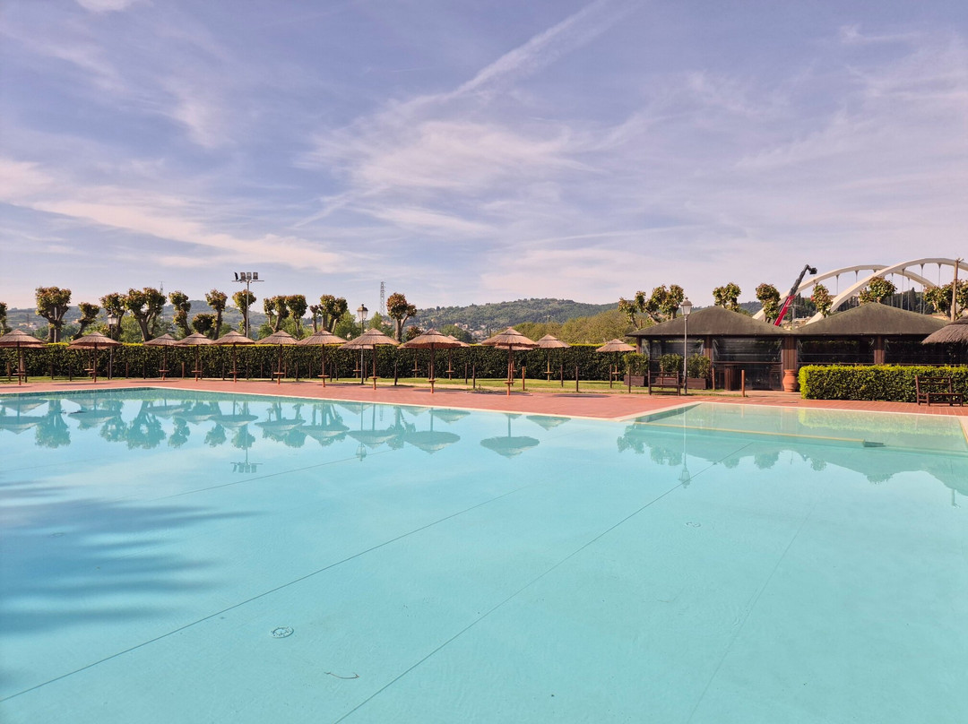 Piscina del Parco dei Renai-锡尼亚必去景点