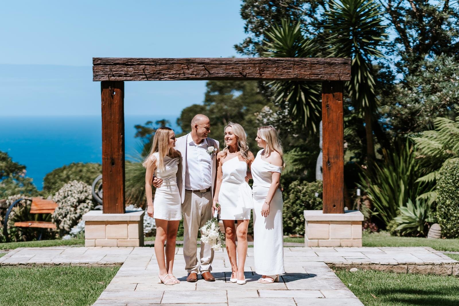 Tumbling Waters Retreat-浴室