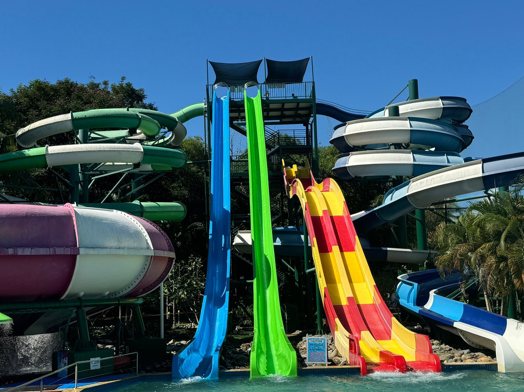 Big Bula Water Park-丹娜努岛必去景点