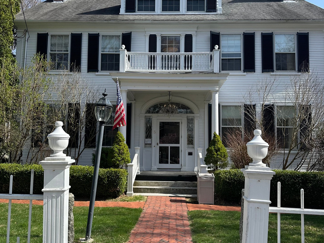 Kennebunkport Captains Collection主图