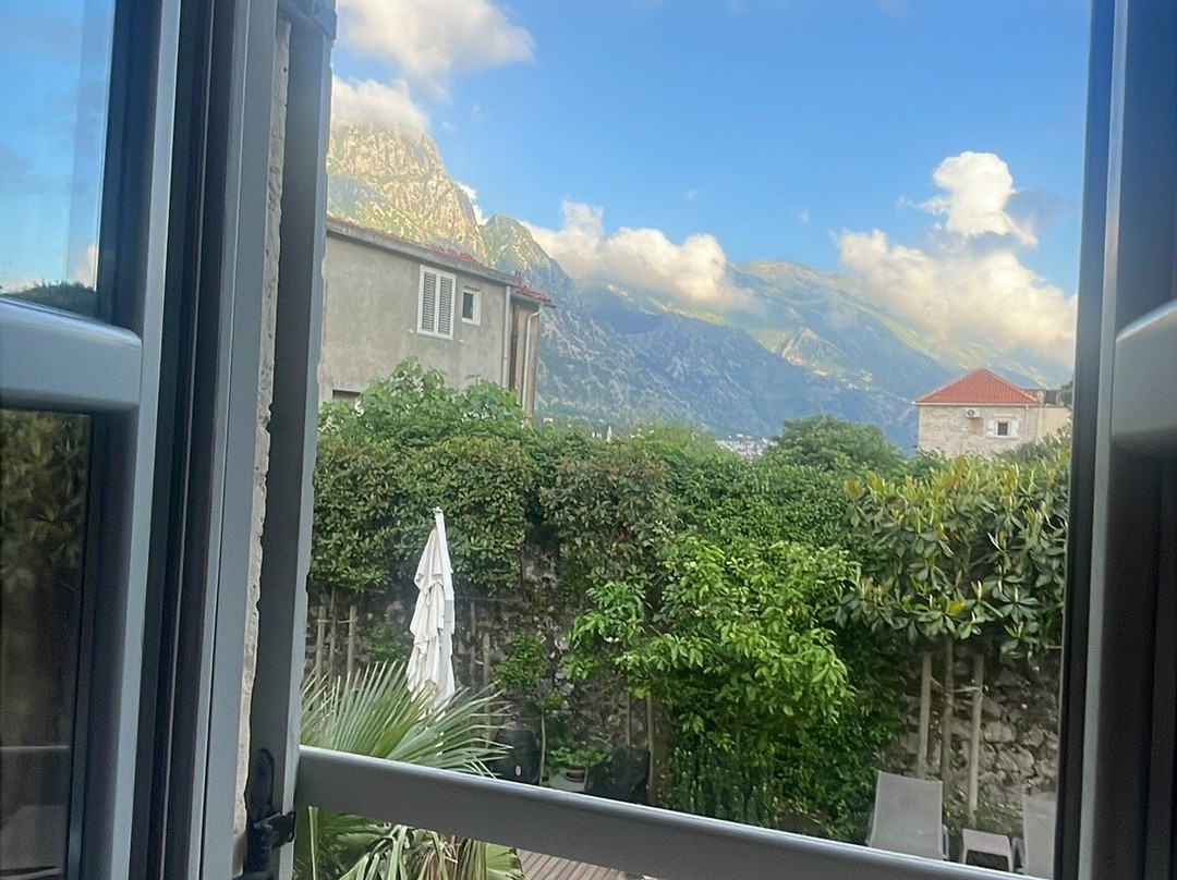 Palazzo Sbutega主图