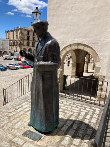 Iglesia de San Martin-特鲁希略必去景点