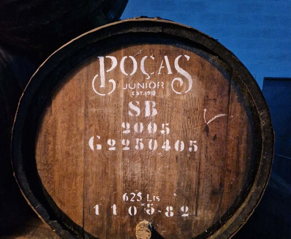 Poças Vinhos-加亚新城必去景点