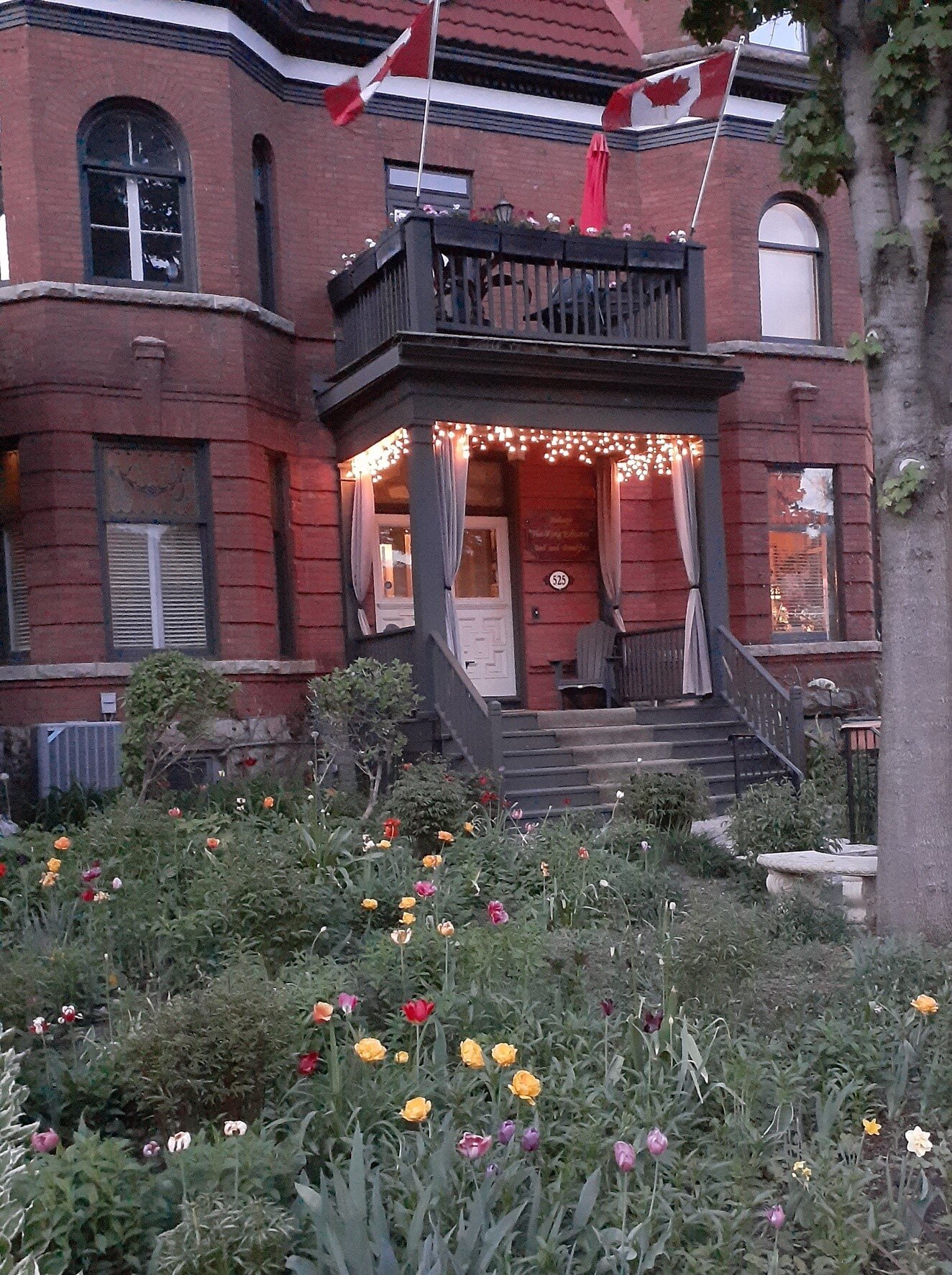 Auberge The King Edward Bed and Breakfast-浴室