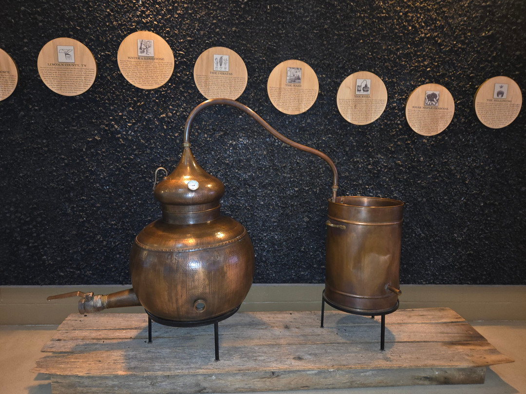 Nearest Green Distillery景点图片