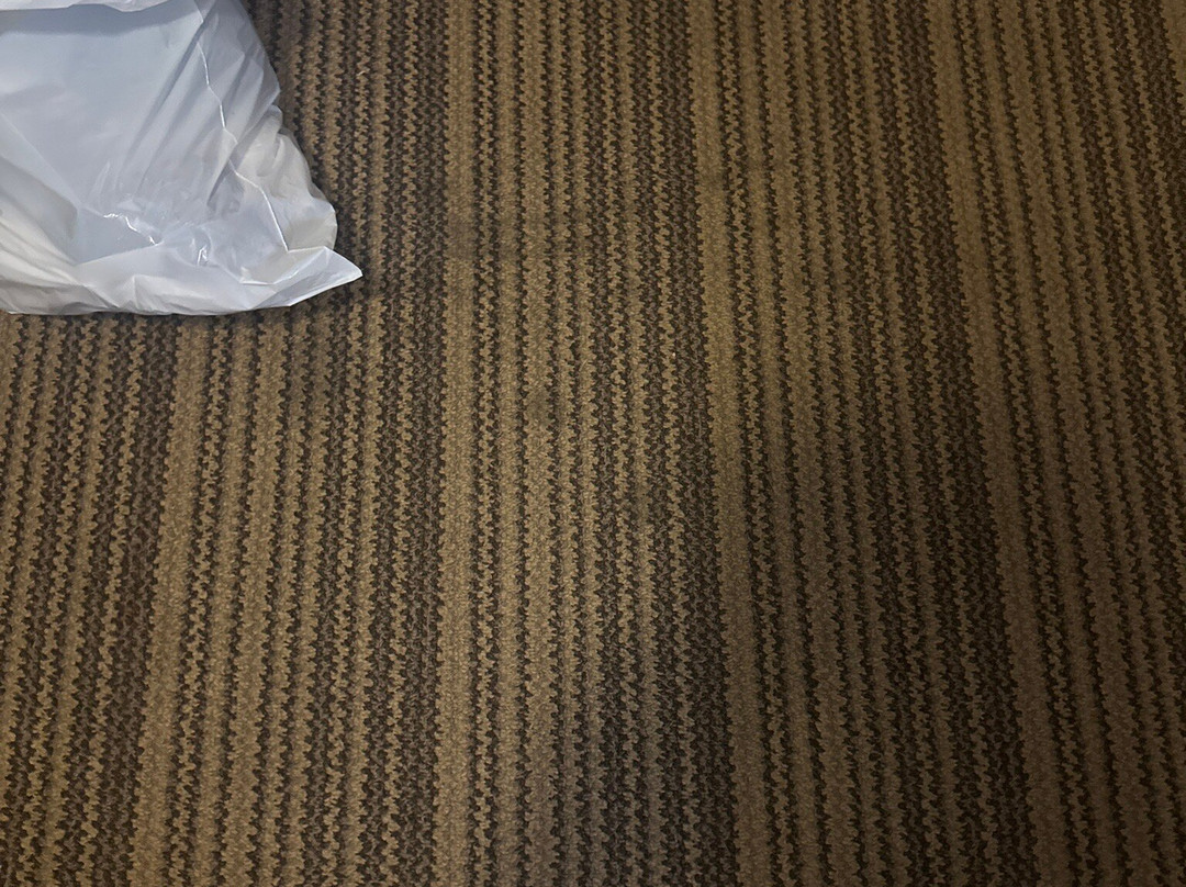 伊萨卡乡村套房酒店主图