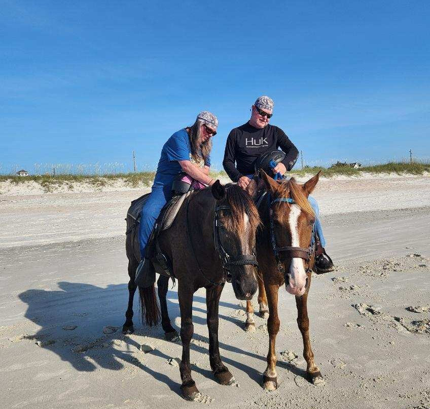 Happy Trails Walking Horses-费尔南迪纳岛必去景点