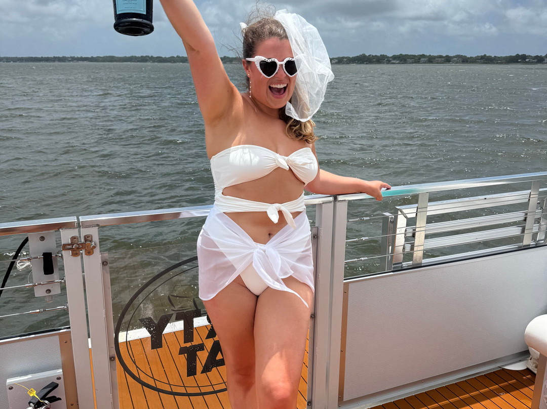 Charleston Party Cat Boat Charters景点图片