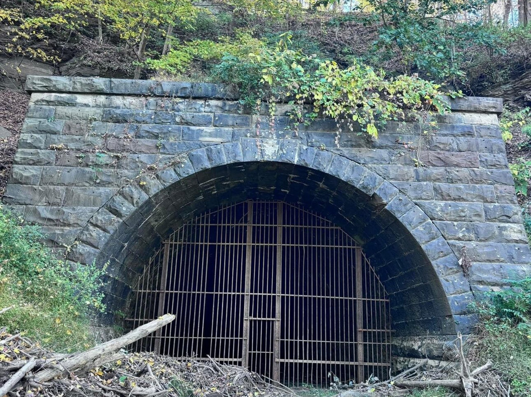 West Penn Trail景点图片