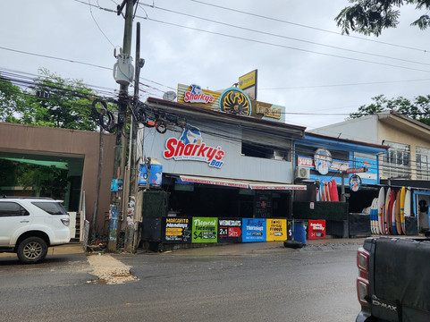 Sharky's-塔马林多必去景点