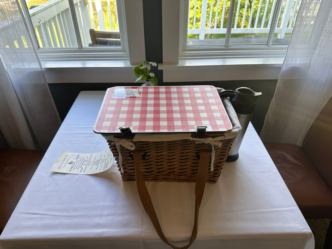 The Reluctant Panther Inn & Restaurant主图