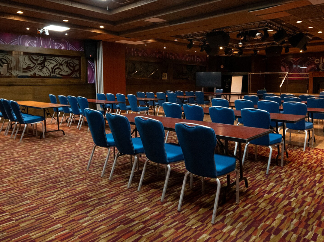 特拉利大酒店主图