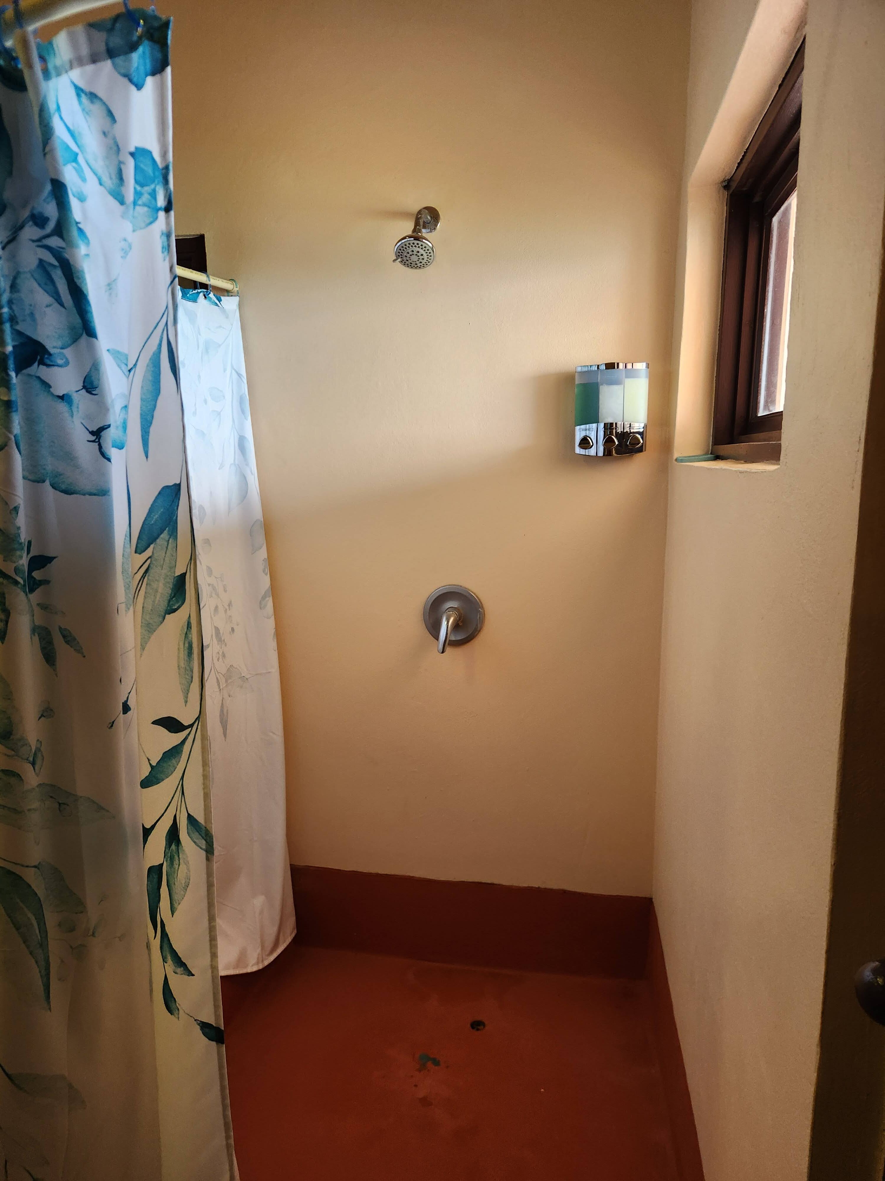 Petite Anse Hotel-浴室