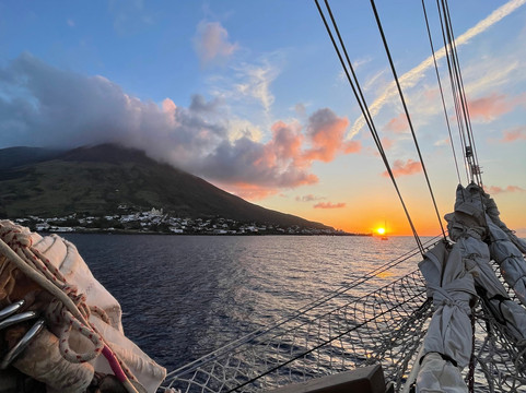 Florette-利帕里必去景点