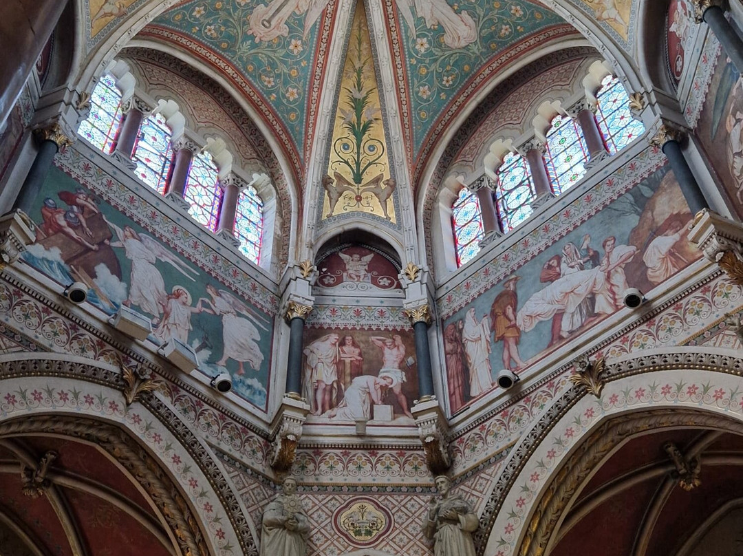 Basilique d'Ars-Ars-sur-Formans必去景点