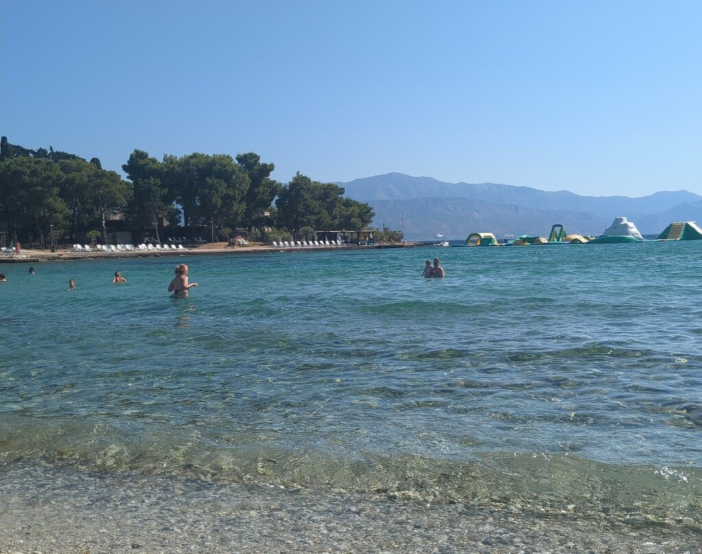 米狄亚别墅酒店主图