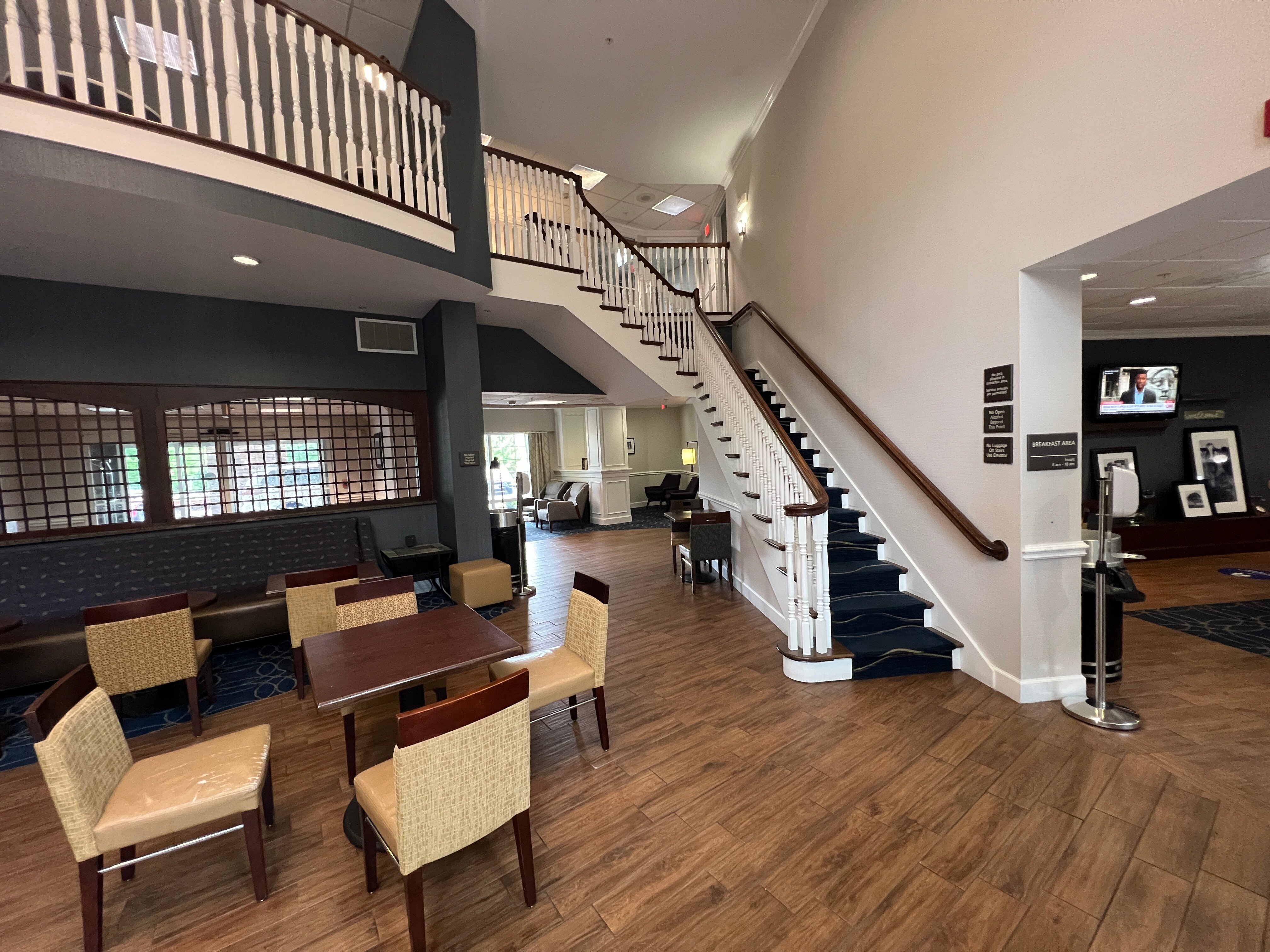 Hampton Inn Salem East-Electric Road-浴室