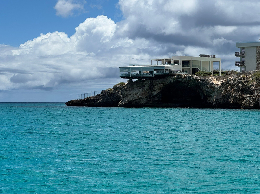 Billy Bones Boatcharters-辛普森湾必去景点