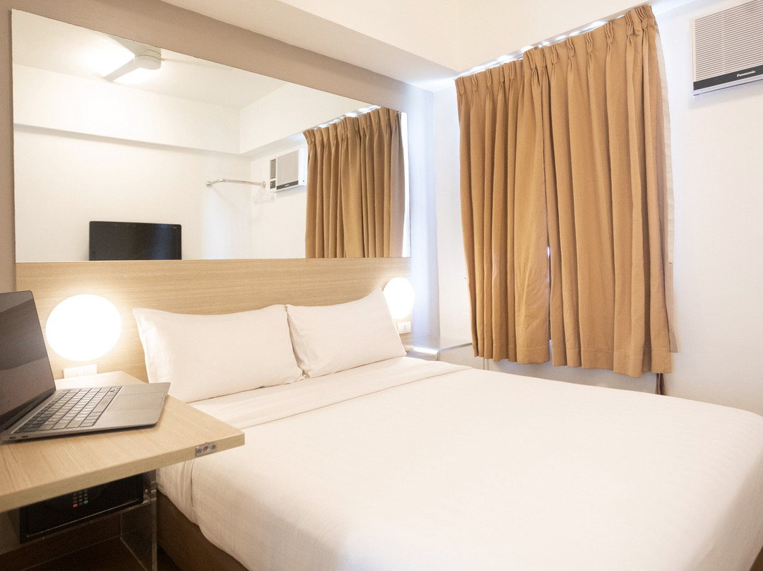 Red Planet Clark Angeles City主图