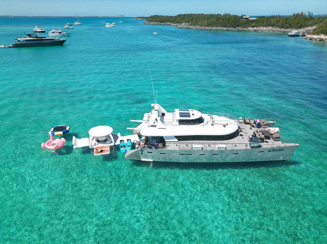 Atlantic Yacht Charters-天堂岛必去景点