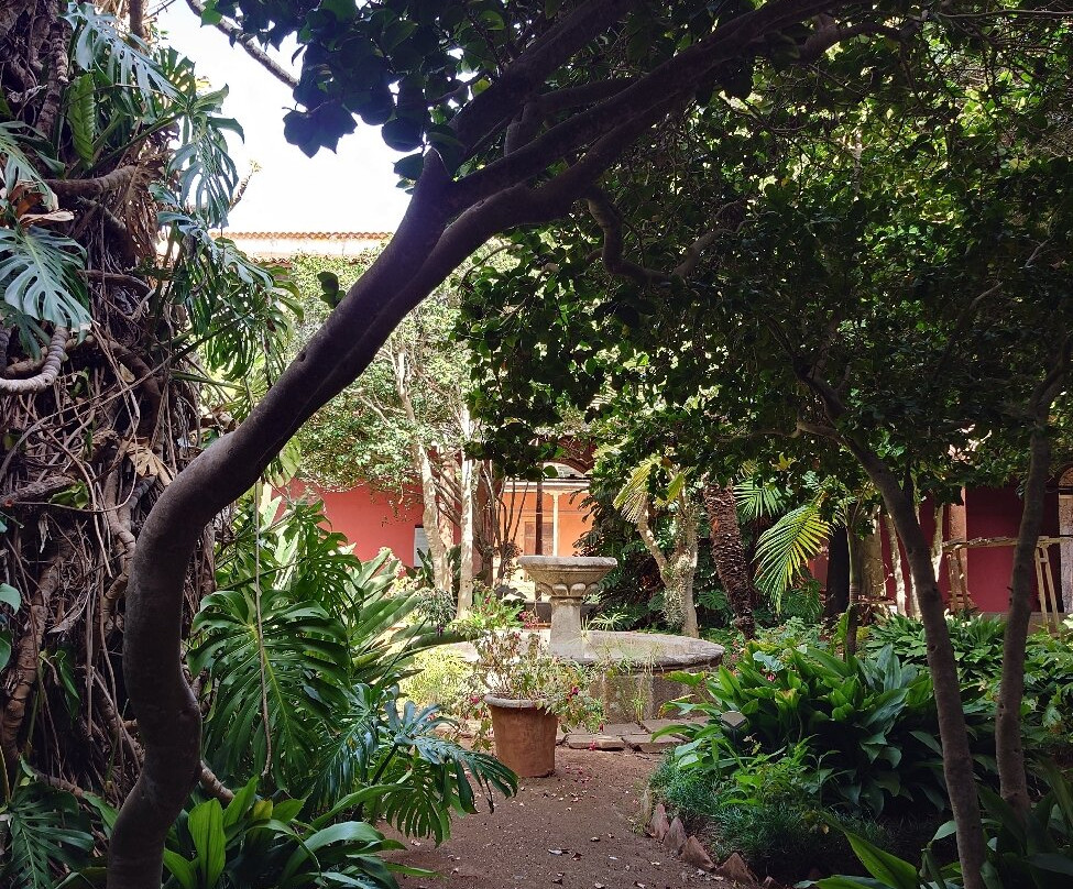 Church and Convent Saint Agustin-拉古纳的圣克里斯托波尔城必去景点