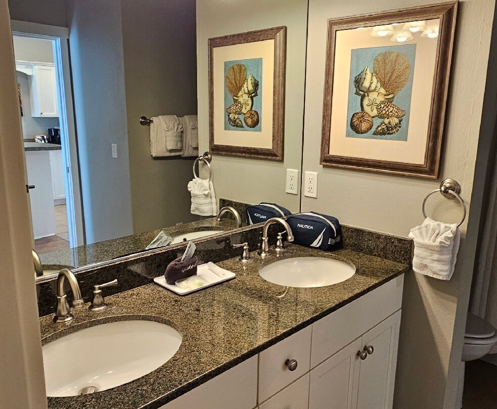 河流潮汐套房酒店主图