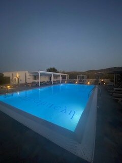 帕罗斯农房-泳池