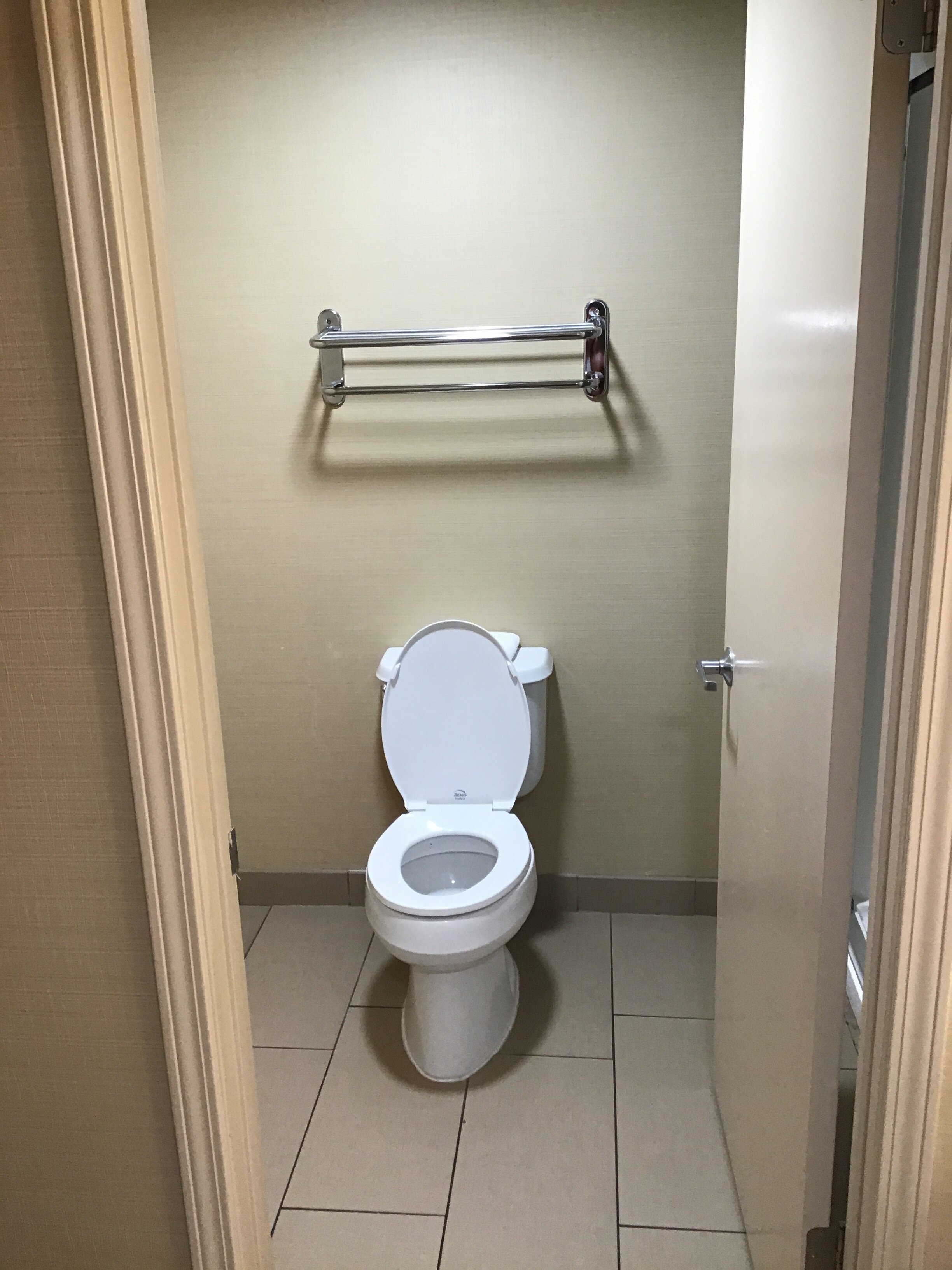 Holiday Inn Express & Suites Corinth by IHG-浴室