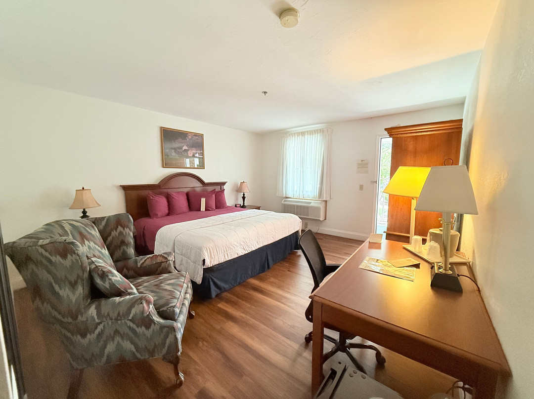 Inn At Cemetery Hill主图