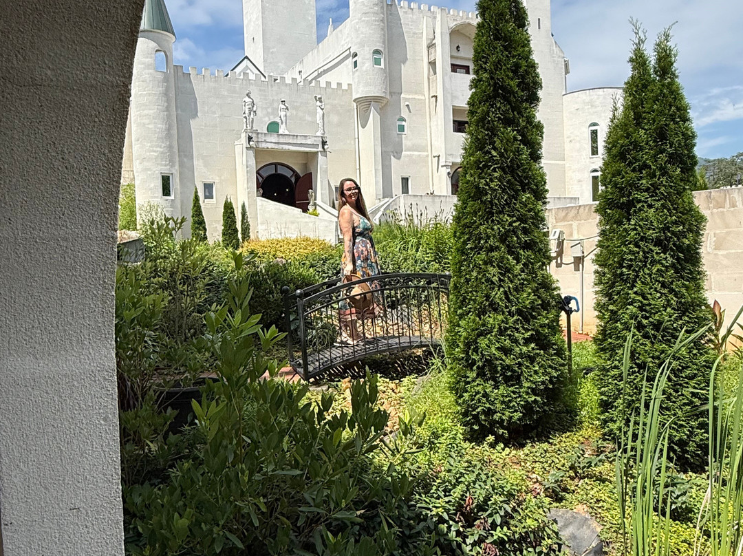 Uhuburg-海伦必去景点