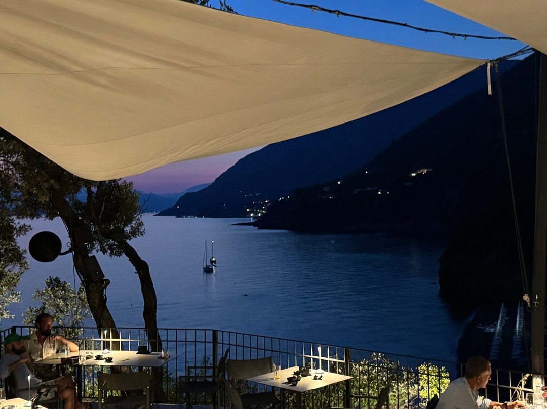 Nera Maratea Restaurant & Drinks