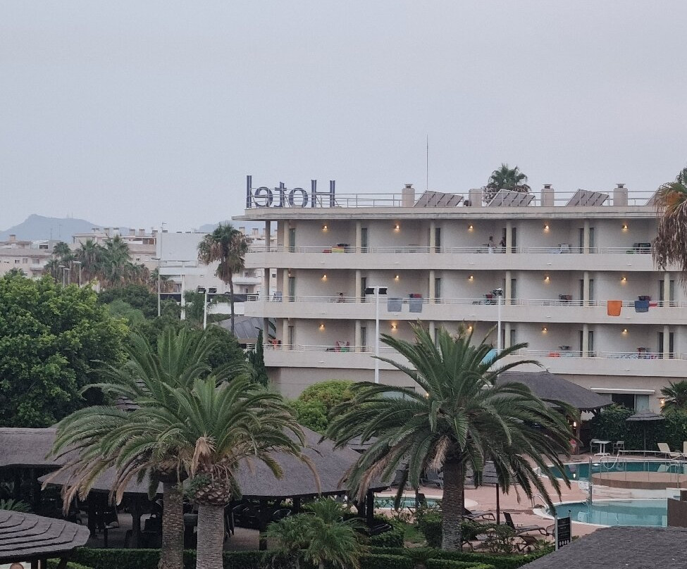 AGH卡内特酒店主图