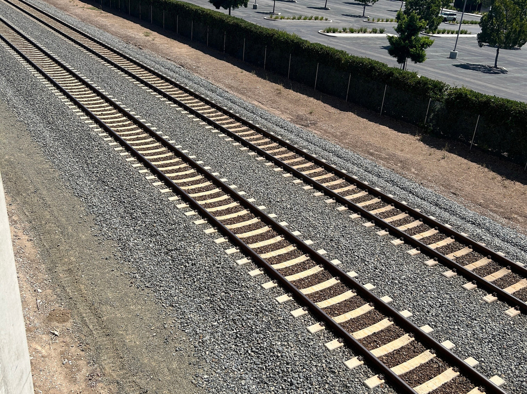 尔湾光谱套房旅馆主图