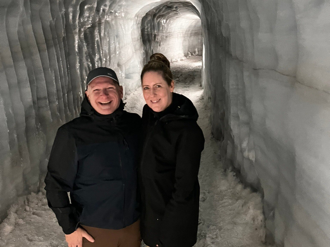 走入冰川之旅-雷克雅未克必去景点