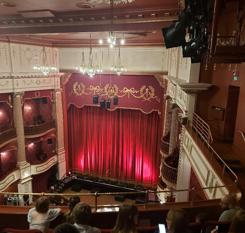New Theatre-卡迪夫必去景点