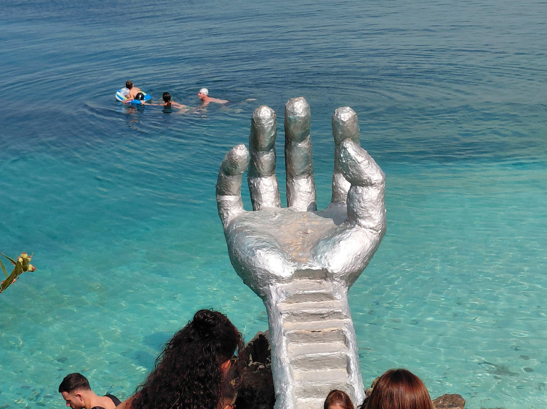 Hand Of Ksamil-Ksamil必去景点