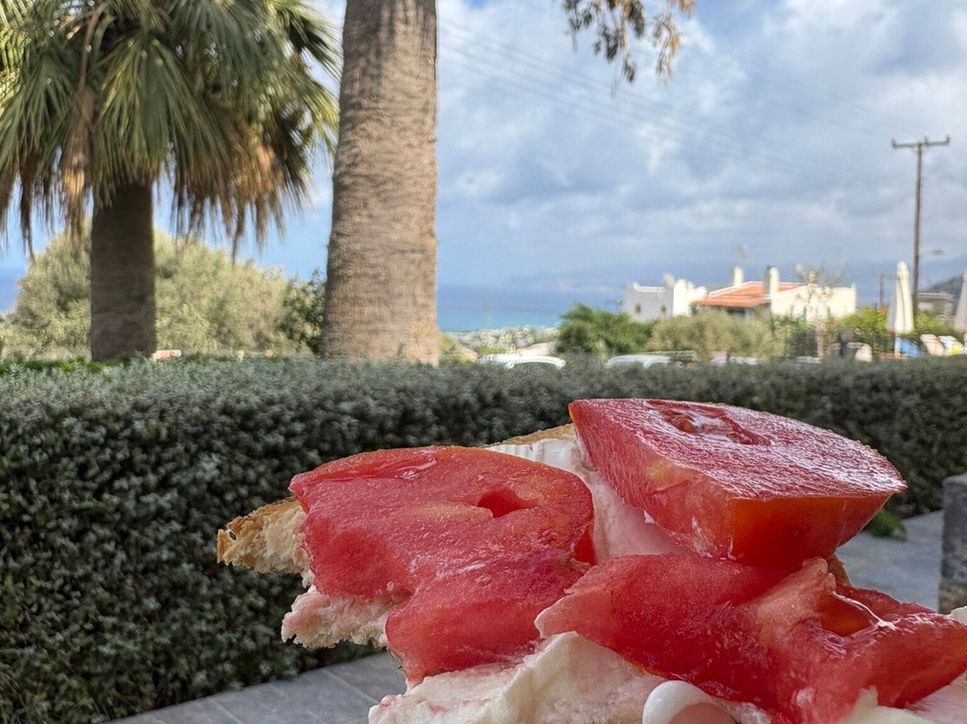 日出公寓酒店主图