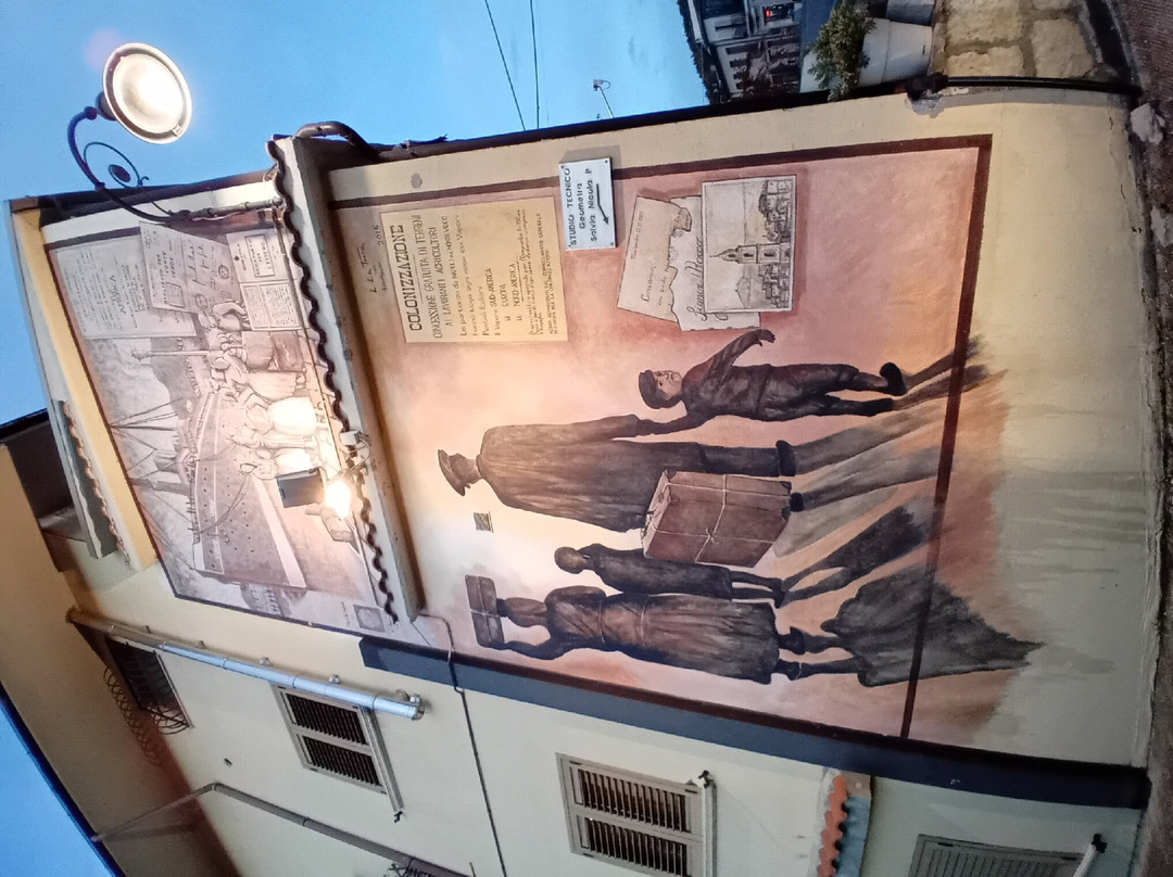 Murales-Satriano di Lucania必去景点