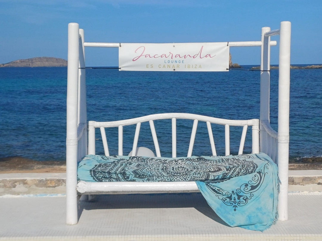 Jacaranda Lounge-埃斯卡纳尔必去景点