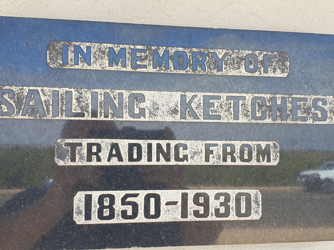 Sailing Ketch Memorial-Port Wakefield必去景点