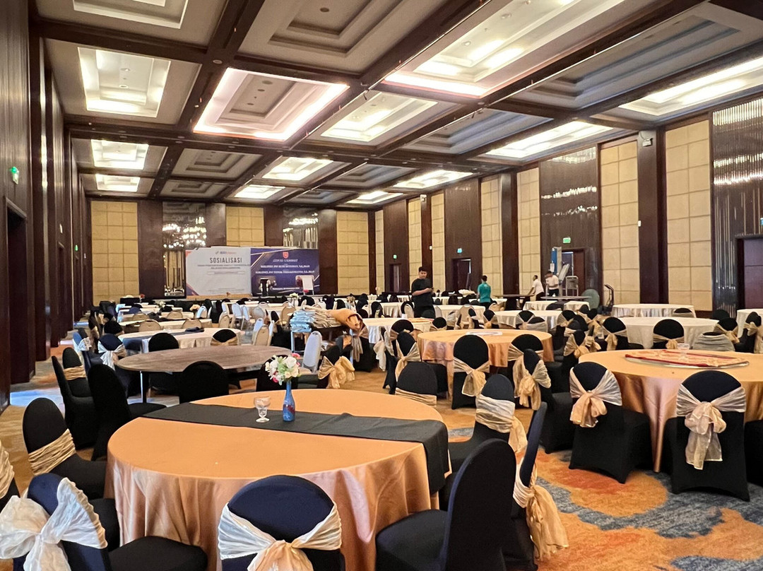 巴厘巴板诺富特酒店主图