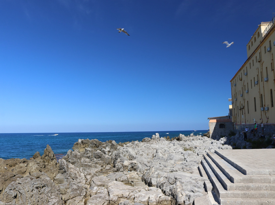 Bastione di Capo Marchiafava-切法卢必去景点