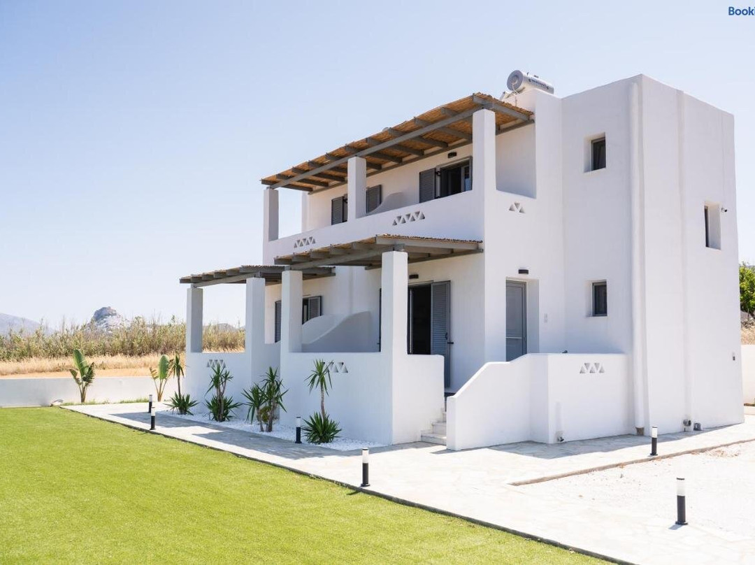 Filia Skyros Suites