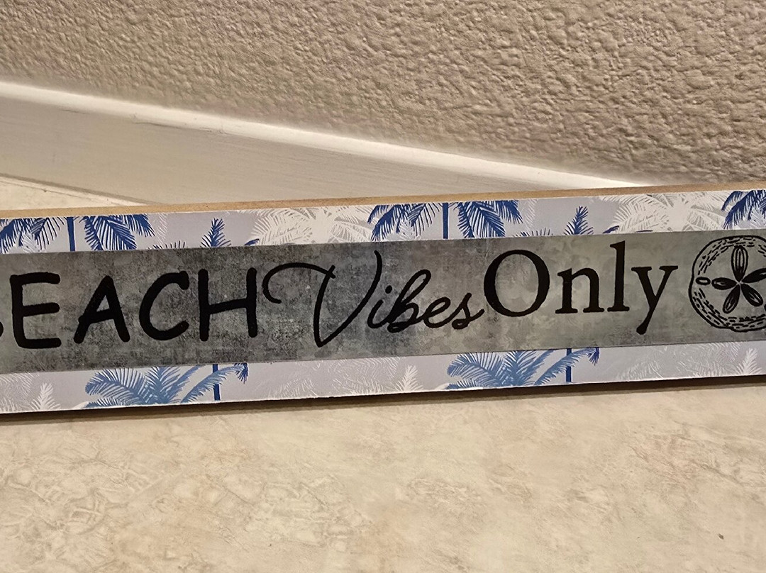 Ocean Breeze Motel主图